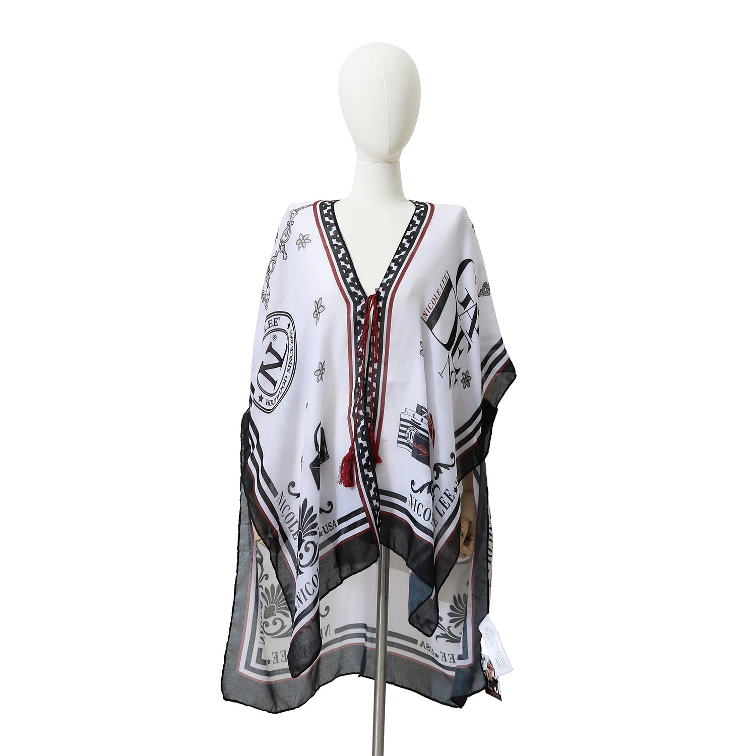 KIMONO LADY IN BLACK