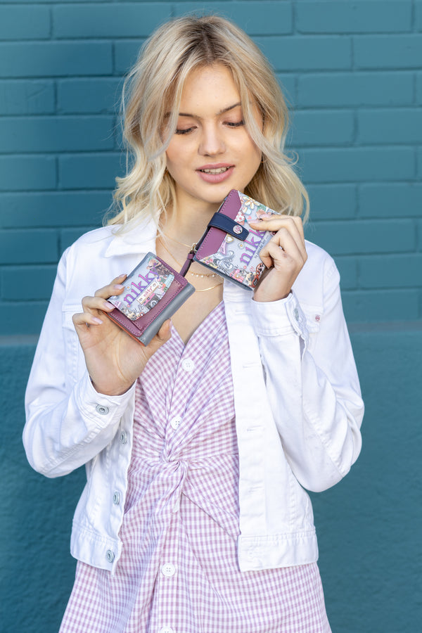 3-FOLD WALLET <tc><tc><tc>Nikky</tc> World</tc></tc>