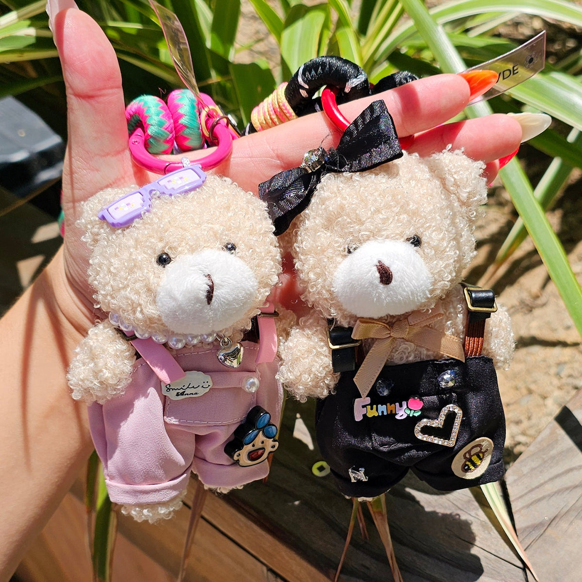 CHARM DIVERSION "OSO BELLA"