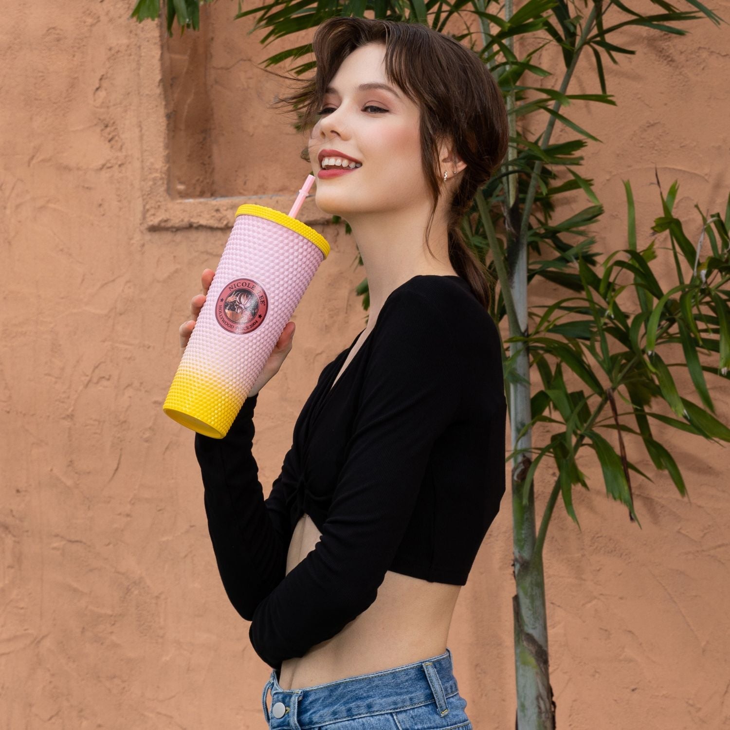 VERRE AVEC COUVERCLE ET PAILLE 24 OZ AVEC CLOUS (<tc>LADIES NIGHT OUT</tc>)