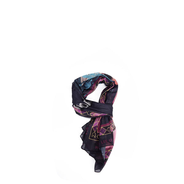 HANDKERCHIEF (<tc><tc>Hollywood Drive</tc></tc>)