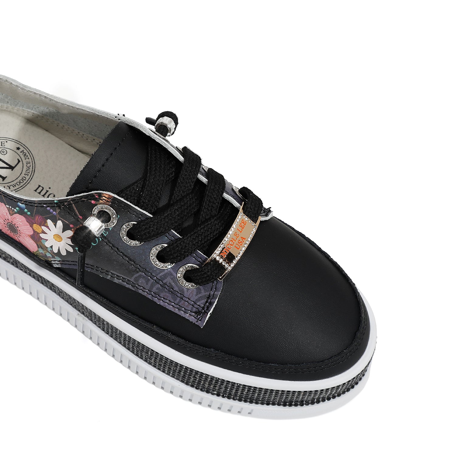 LEDERSNEAKER MIT PLATEAU UND STRASS (<tc>DREAM COMES TRUE</tc>)