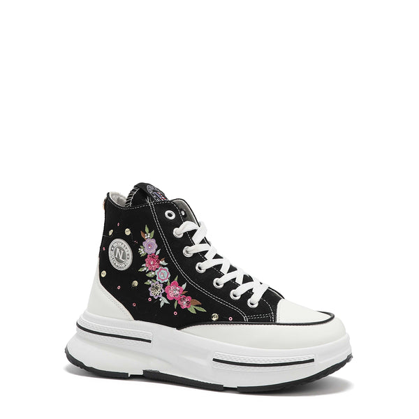 Black fashion shoe