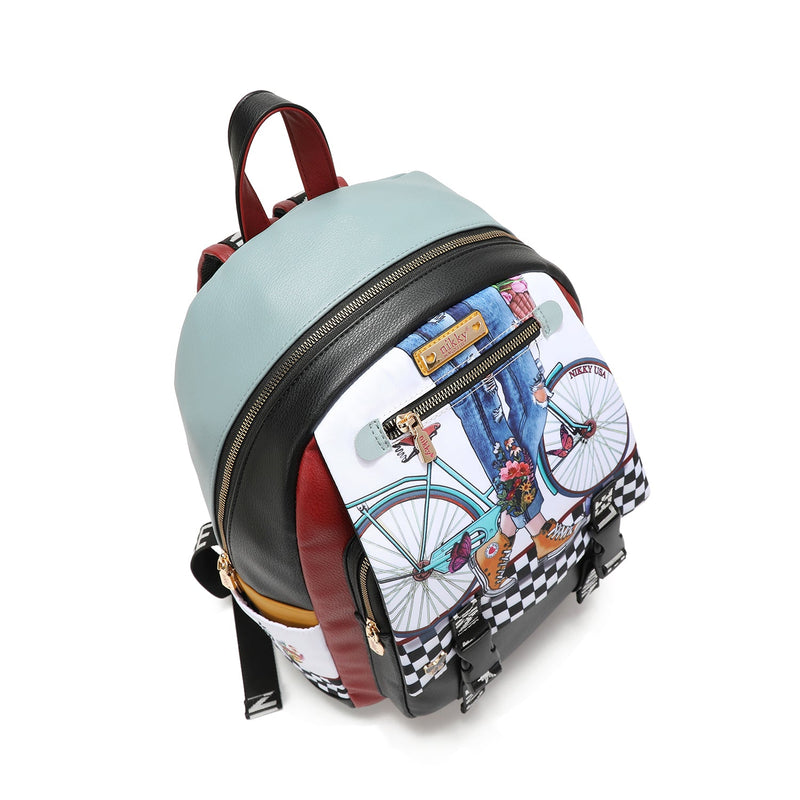 BACKPACK WITH FLAP <tc><tc>Step By Step</tc></tc>