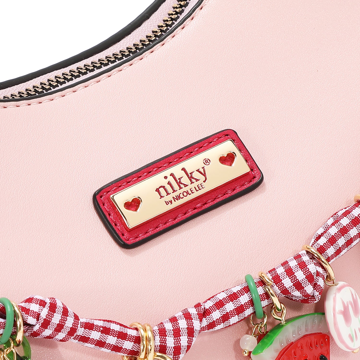 BOLSO DE MANO CON ENCANTO (ROSA)