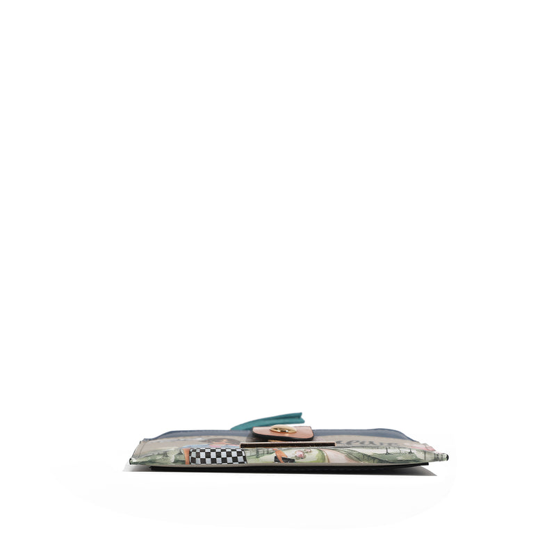 CARD HOLDER WITH ZIPPER (<tc>I LIVE TO TRAVEL</tc>)