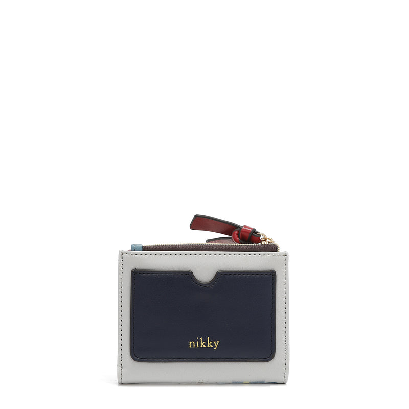 Essie folding portfolio