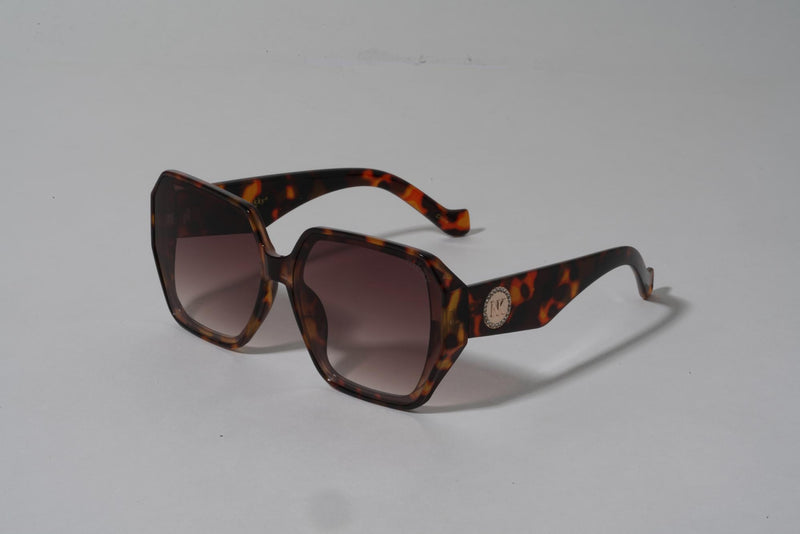LARGE NK BROWN SUNGLASSES