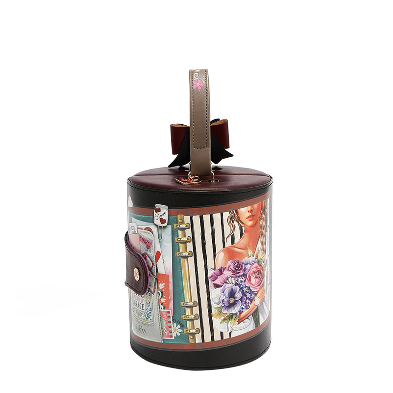 MULTIPLE CYLINDRICAL JEWELRY BOX (<tc>NOSTALGIA</tc>)