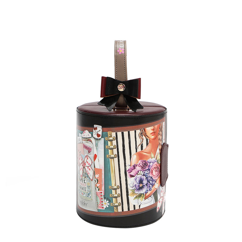 MULTIPLE CYLINDRICAL JEWELRY BOX (<tc>NOSTALGIA</tc>)