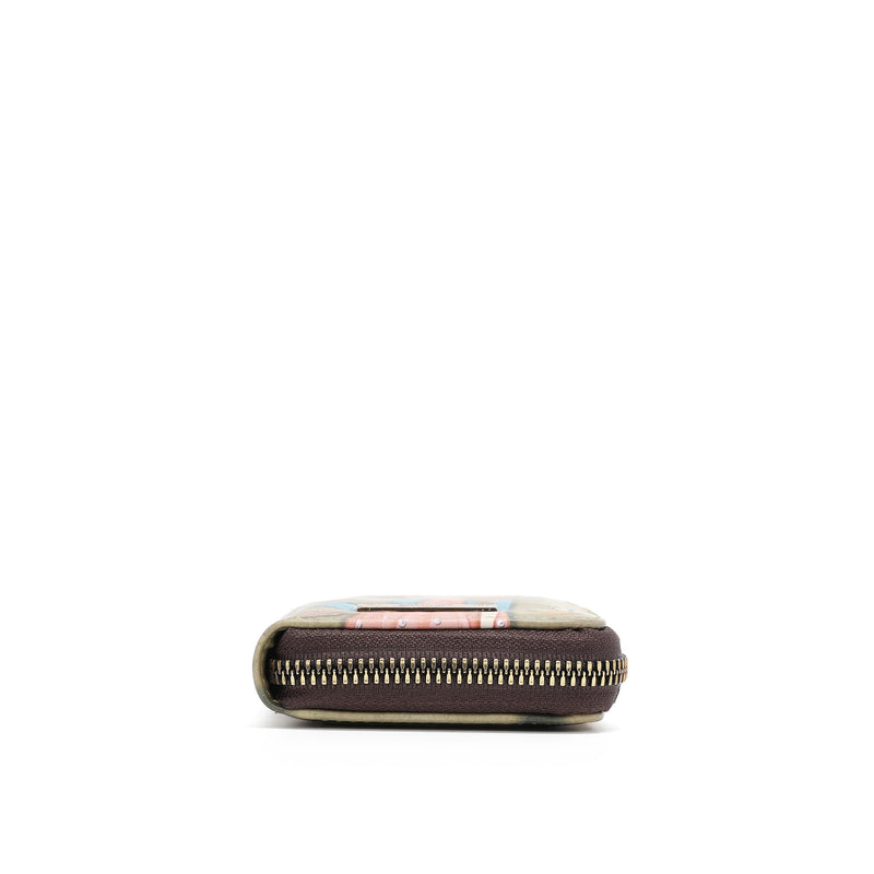 Creddeon cardboard with zipper