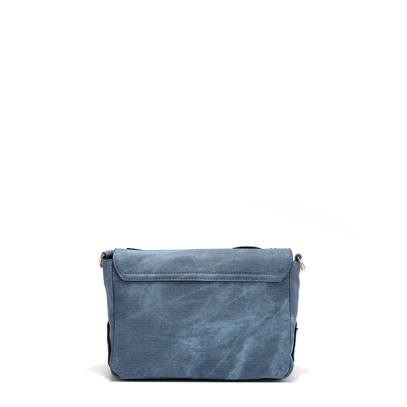 CROSSBODY BAG WITH FLAP AND MULTIPLE PATCHES (BLUE)