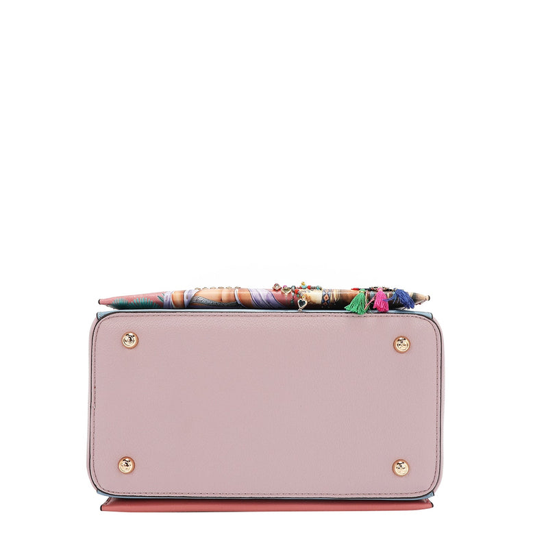 BOSTON TYPE BAG (<tc>QUEEN CLEOPATRA</tc>)