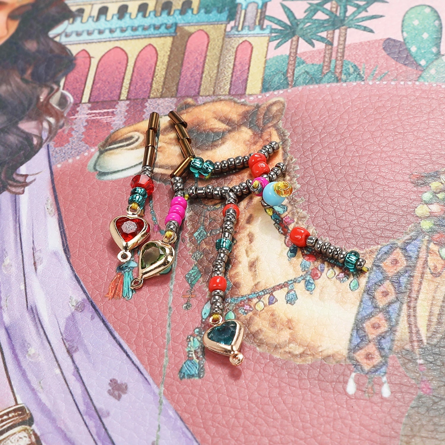 SCHULTERTASCHE (<tc>QUEEN CLEOPATRA</tc>)