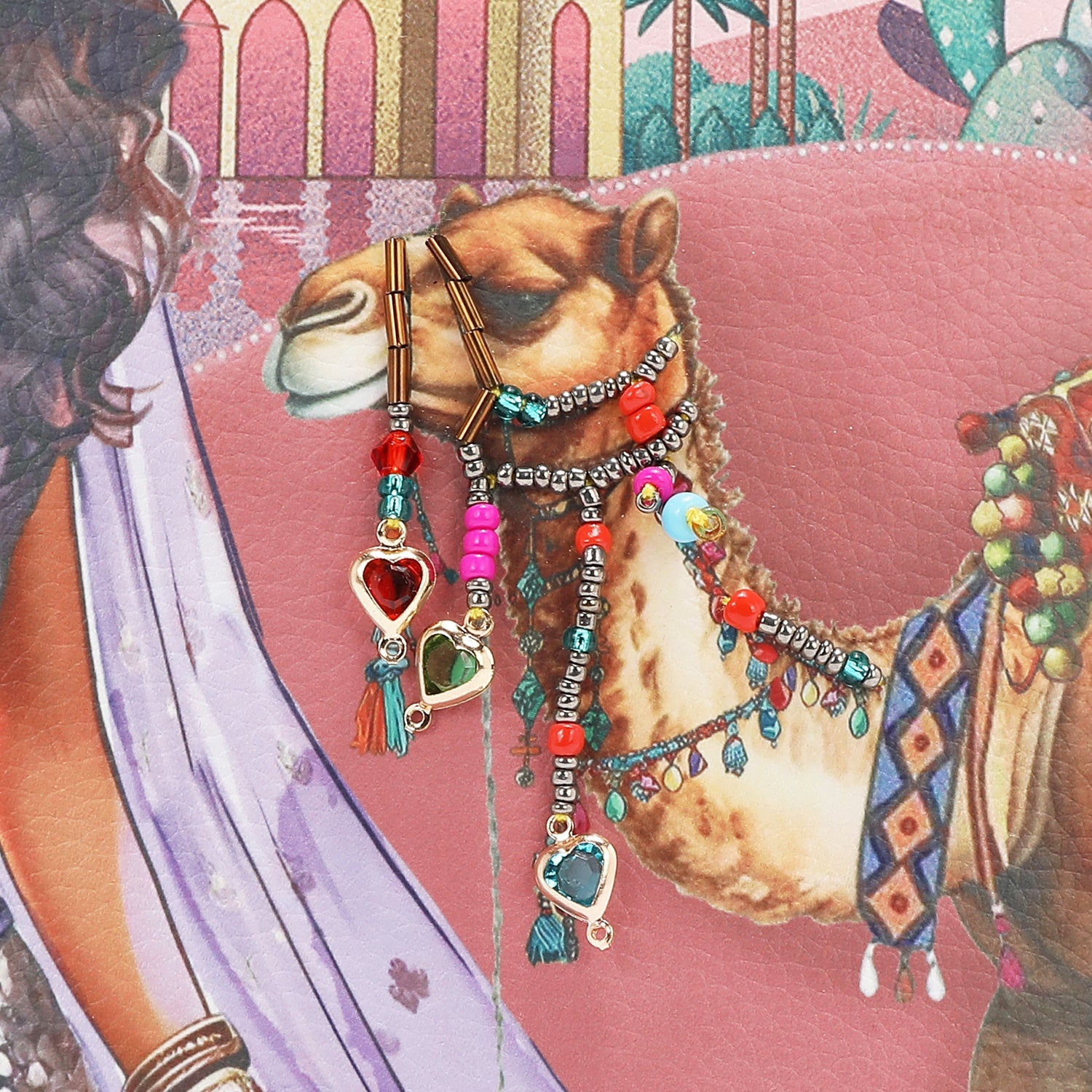 SCHULTERTASCHE (<tc>QUEEN CLEOPATRA</tc>)