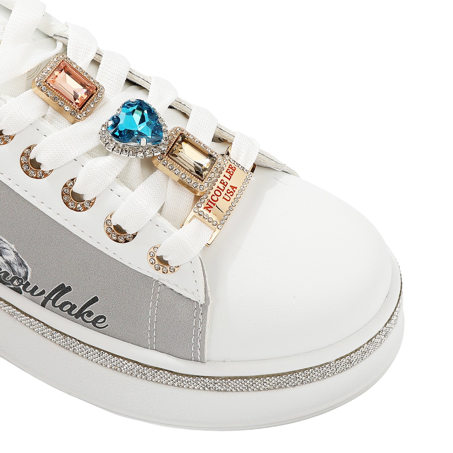 CHAUSSURES À LA MODE AVEC STRASS (<tc>MODA SNOWFLAKE</tc>)