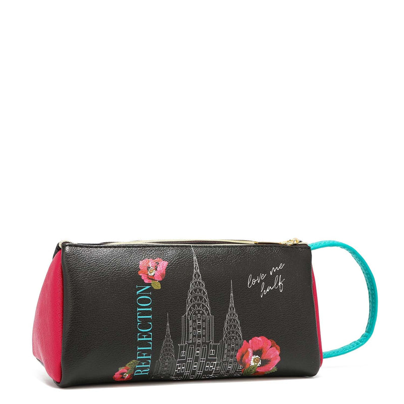 Cosmetiquero with zipper