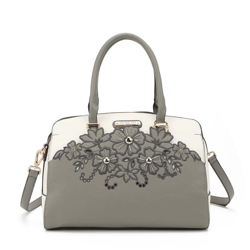 Baul bag with floral embroidery