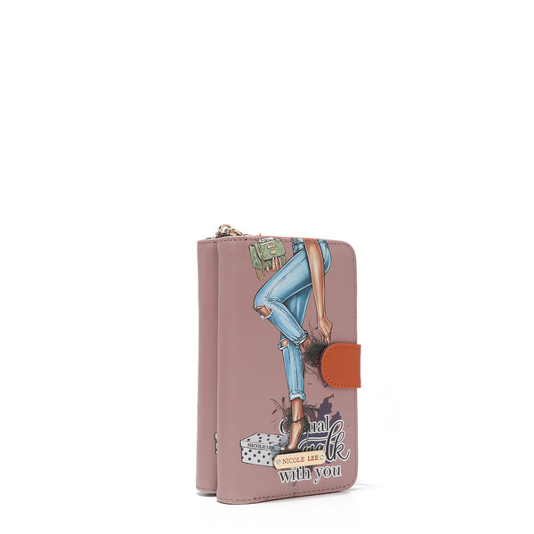 Separable mobile case with shoulder function