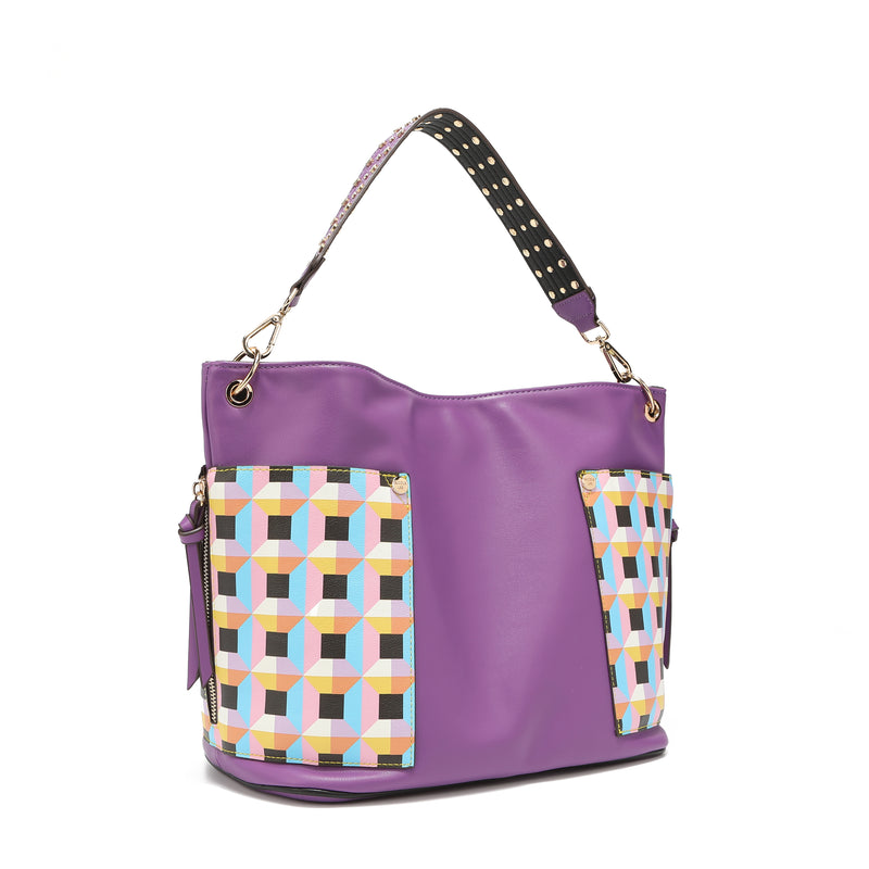 Quihn shoulder bag with additional purse and internal bag